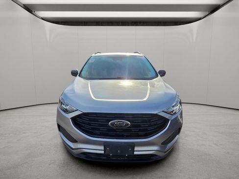 Used 2022 Ford Edge SE w/ Black Appearance Package AWD/4WD image 16