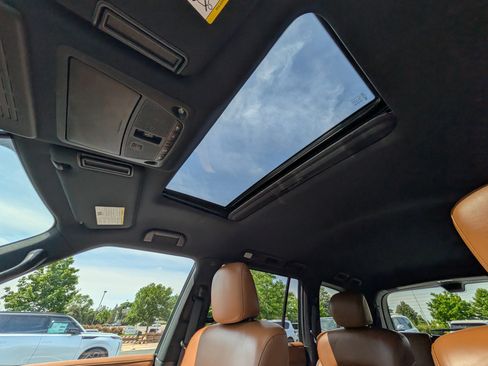 Certified 2024 INFINITI QX80 Sensory AWD/4WD image 32