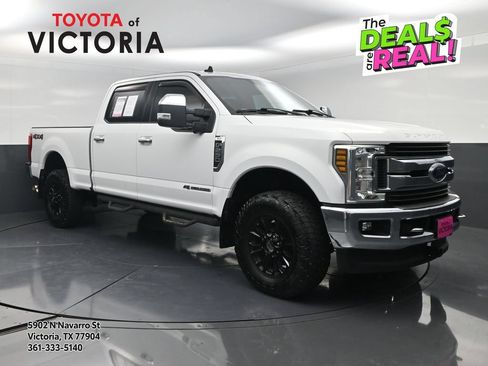 Used 2019 Ford F250 XLT w/ XLT Premium Package AWD/4WD image 1