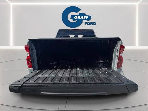 Used 2025 Chevrolet Silverado 1500 Custom Trail Boss w/ Dark Appearance Package AWD/4WD image 16