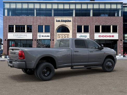 New 2026 RAM 3500 Laramie w/ Night Edition AWD/4WD image 4