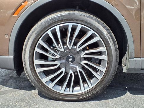 Used 2022 Lincoln Corsair Reserve w/ Equipment Group 201A image 25