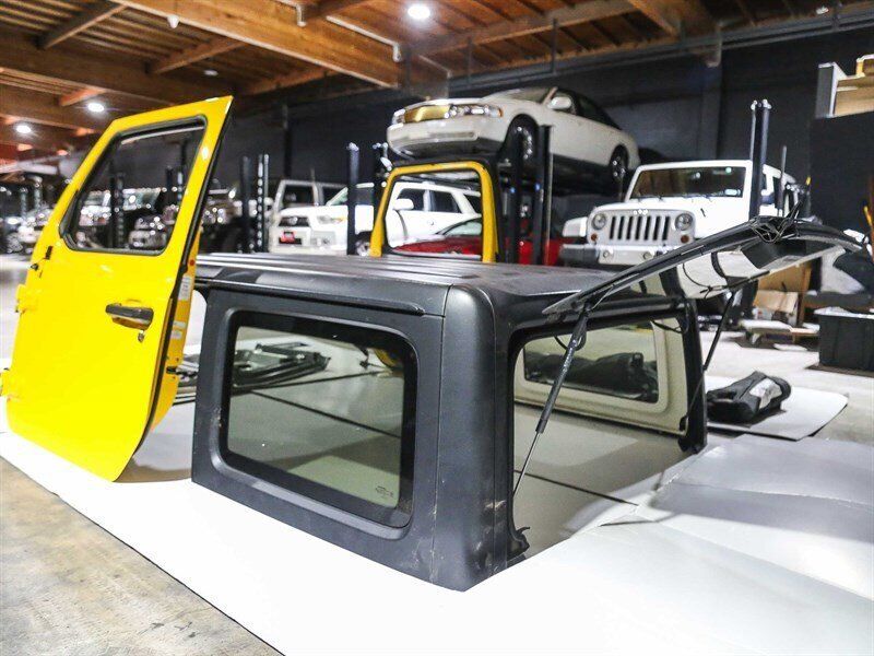 Used 2019 Jeep Wrangler Unlimited Sahara AWD/4WD image 57