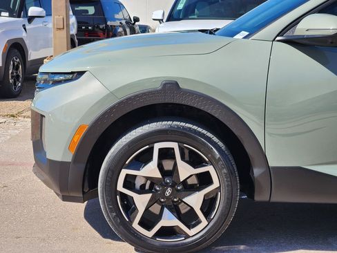 Certified 2022 Hyundai Santa Cruz Limited image 9