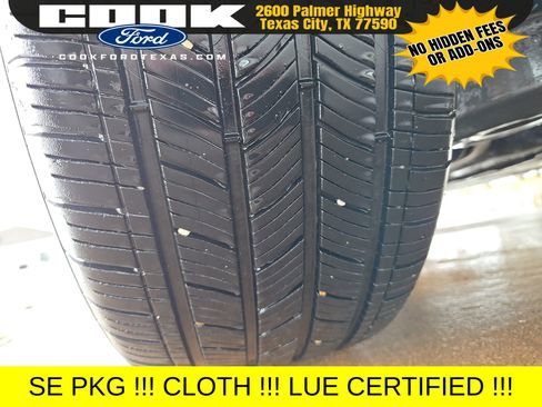 Used 2021 Toyota Corolla SE w/ Carpet Mat Package (TMS) image 15