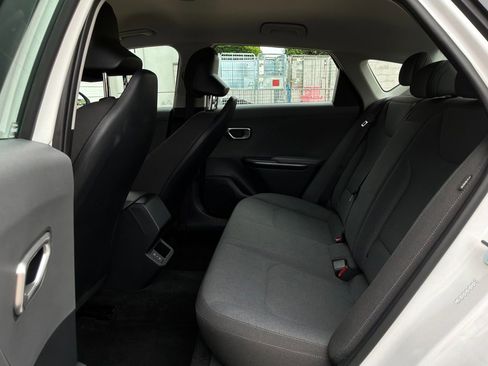 Used 2025 Kia K4 FWD image 11