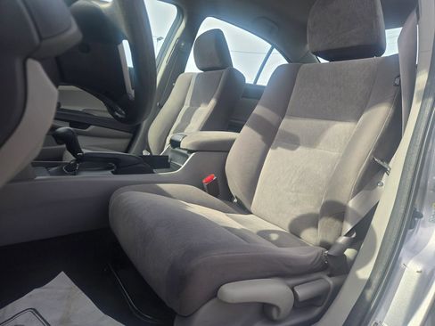 Used 2010 Honda Accord LX image 10