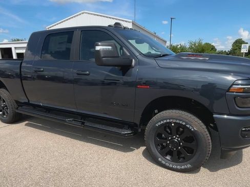 Used 2025 RAM 2500 Laramie w/ Night Edition AWD/4WD image 2