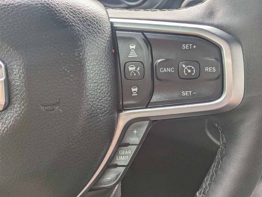 Used 2025 RAM 1500 Big Horn AWD/4WD image 33