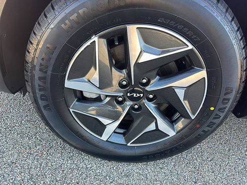 Used 2022 Kia Sorento S AWD/4WD image 9
