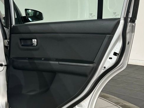 Used 2008 Nissan Sentra SE-R w/ Sunroof Pkg FWD image 46