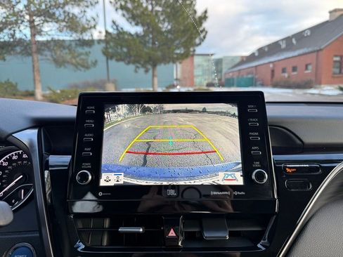 Used 2024 Toyota Camry XLE image 33