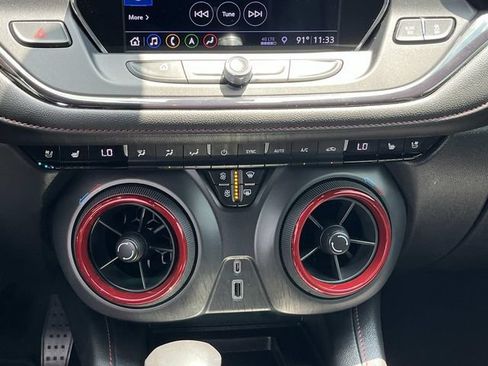 Used 2019 Chevrolet Blazer RS FWD image 13