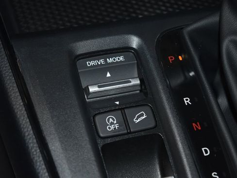 Used 2023 Honda CR-V LX image 16