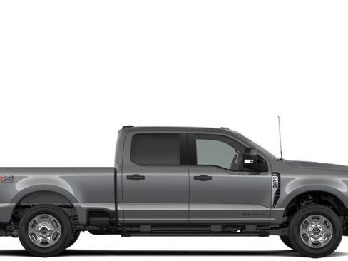 New 2026 Ford F250 XLT w/ FX4 Off-Road Package image 5