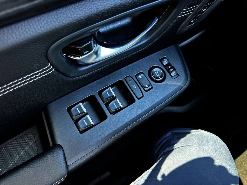 New 2026 Honda Pilot Touring image 13