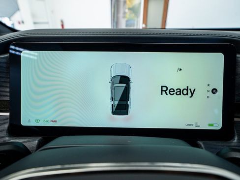 Used 2023 Rivian R1S Adventure image 41