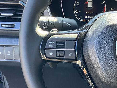 Certified 2025 Honda Pilot EX-L image 21