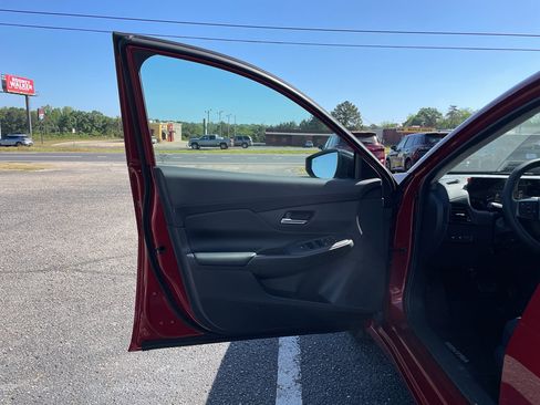 New 2026 Nissan Sentra SV image 8