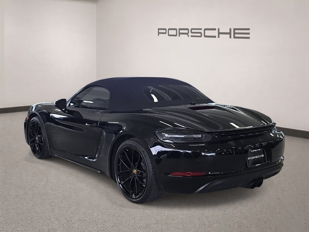 Certified 2024 Porsche 718 Boxster RWD image 3