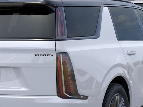 New 2026 Cadillac Escalade IQL Sport 2 w/ LPO, ONYX Package AWD/4WD image 11