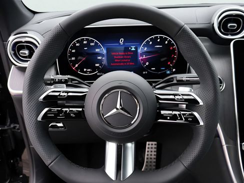 Certified 2026 Mercedes-Benz GLC 300 4MATIC image 32