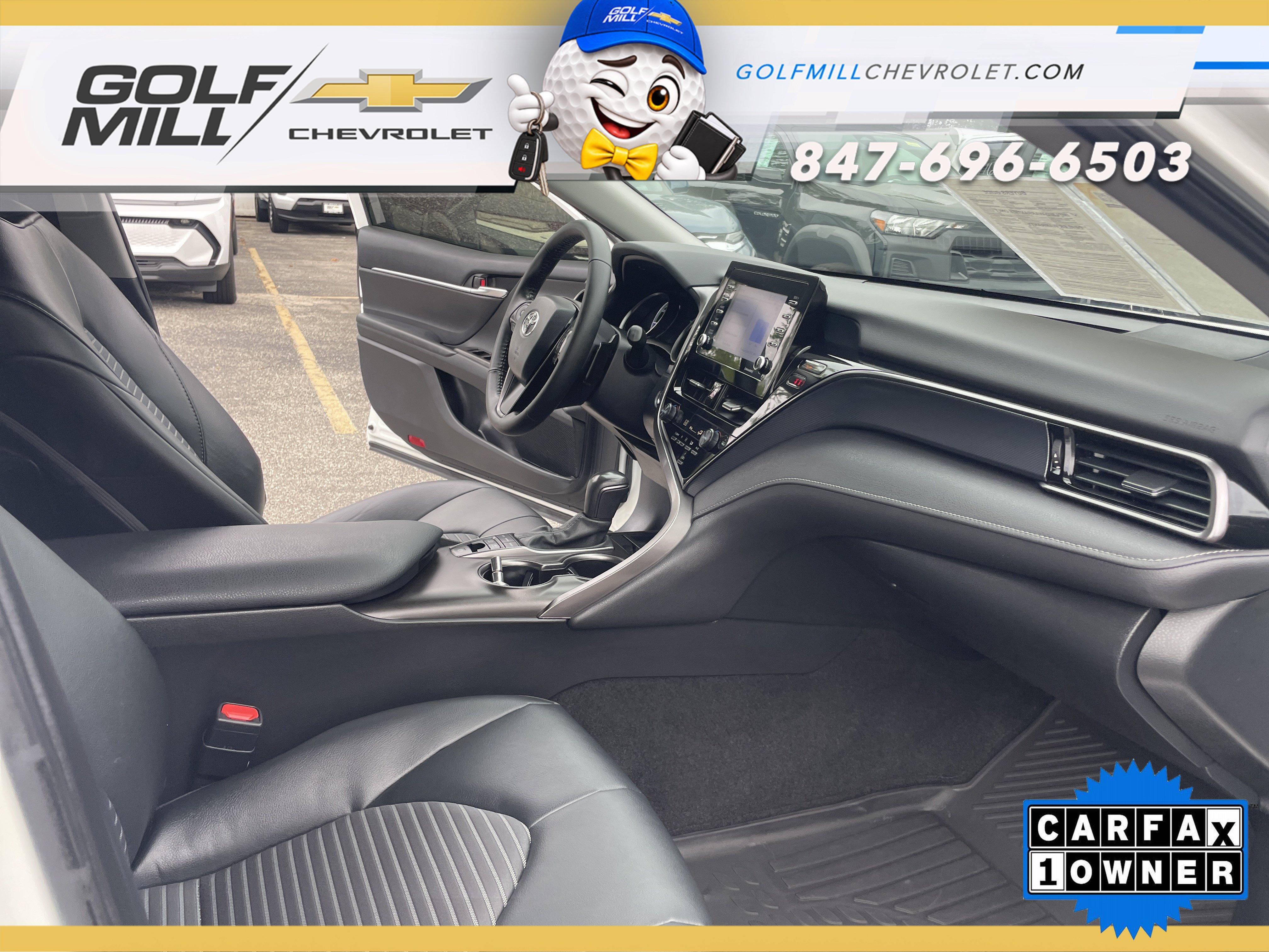 Used 2024 Toyota Camry SE w/ Convenience Package FWD image 32