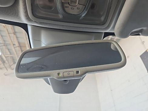 Used 2015 FIAT 500L Trekking image 29