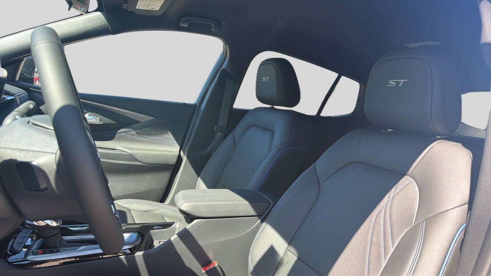 New 2026 Buick Envista Sport Touring w/ Convenience I Package FWD image 18