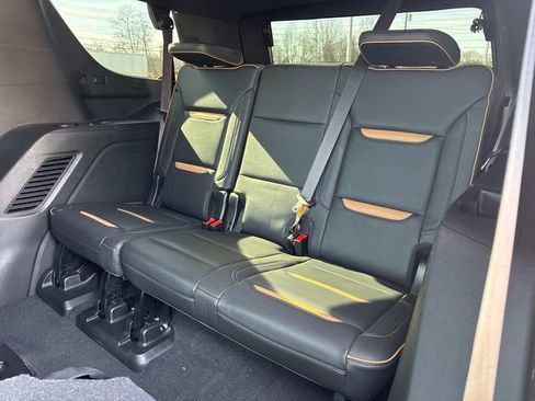 Used 2021 GMC Yukon AT4 w/ AT4 Premium Plus Package image 17