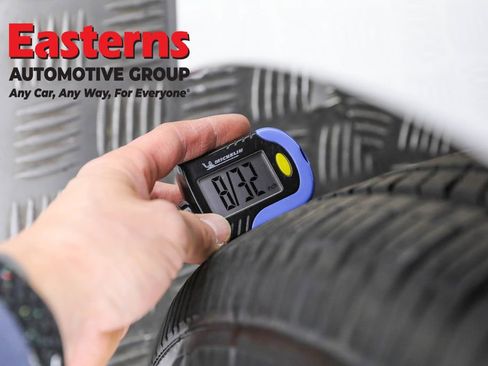 Used 2025 Toyota Camry LE image 28