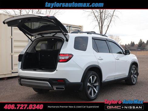 Used 2025 Honda Pilot Elite image 41