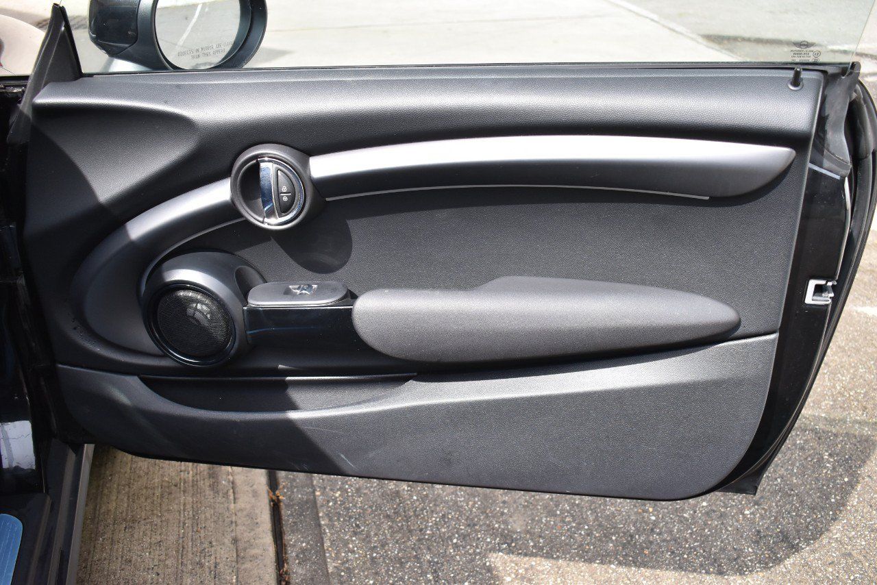 Used 2024 MINI Cooper SE FWD image 22