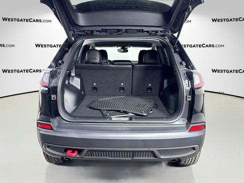 Used 2022 Jeep Cherokee Trailhawk w/ Premium Leather Package image 13