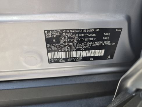 Used 2023 Toyota RAV4 LE FWD image 35