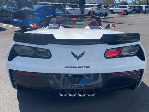 Used 2015 Chevrolet Corvette Z06 w/ 3LZ Preferred Equipment Group image 6