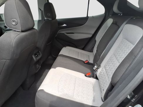 Used 2023 Chevrolet Equinox LS image 14