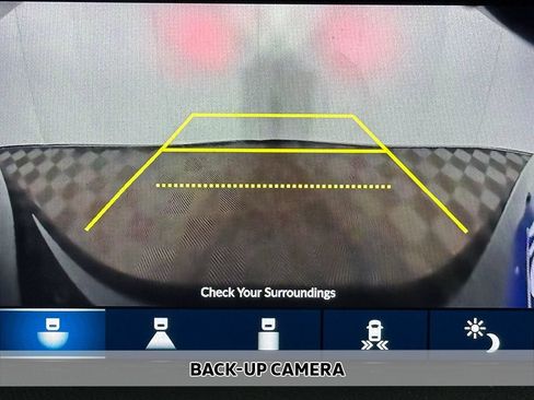 Used 2023 Acura MDX SH-AWD image 6
