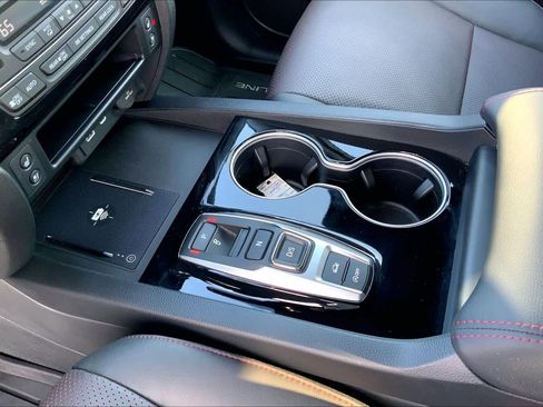 Used 2024 Honda Ridgeline Black Edition image 17