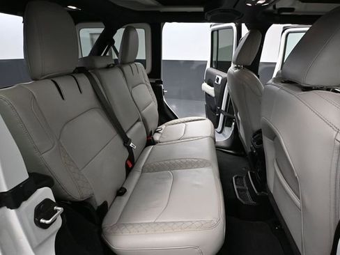 Used 2023 Jeep Wrangler High Altitude image 44