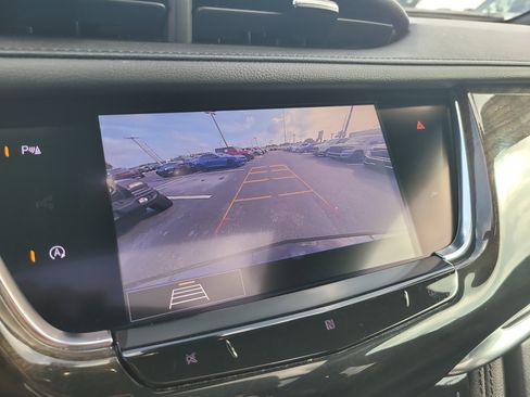 Used 2020 Cadillac XT6 Premium Luxury FWD image 24
