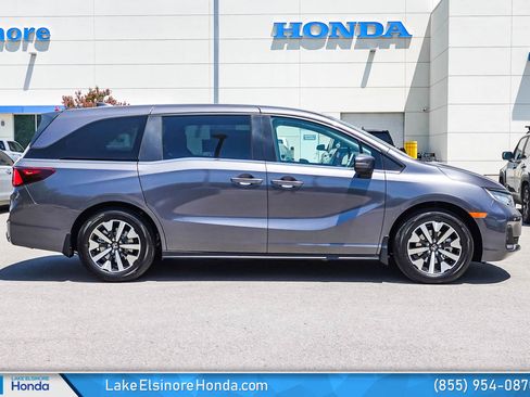 New 2026 Honda Odyssey EX-L image 6