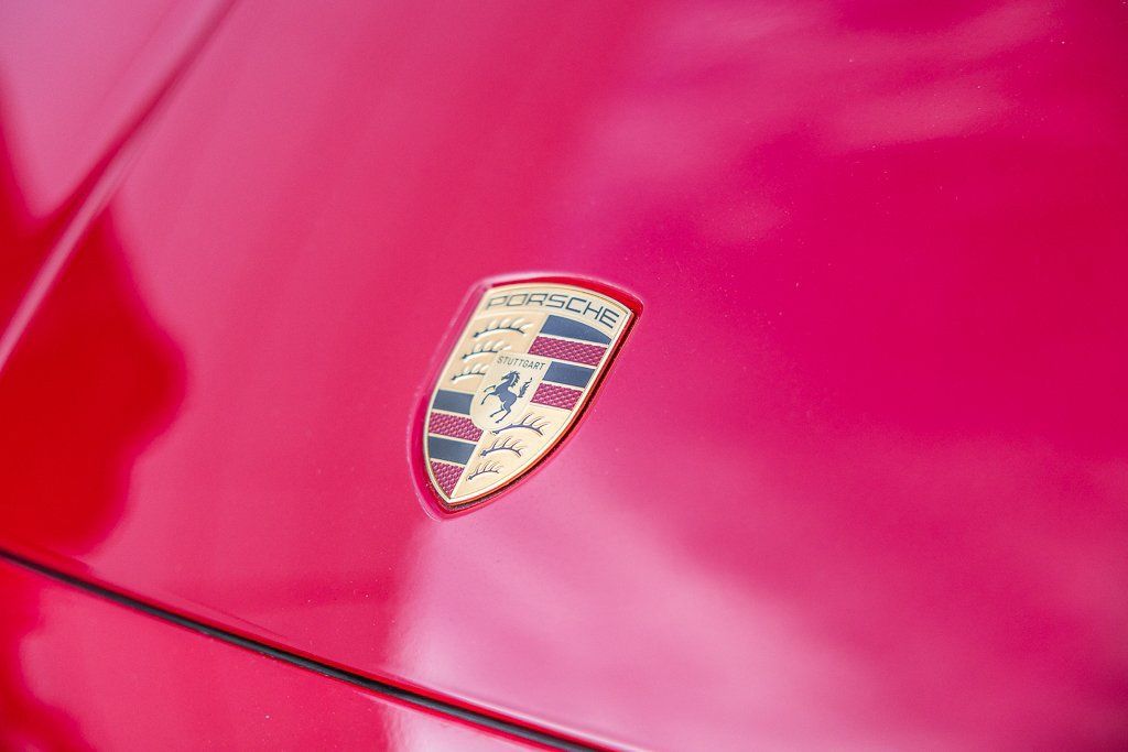 Certified 2025 Porsche Cayenne E-Hybrid AWD/4WD image 28
