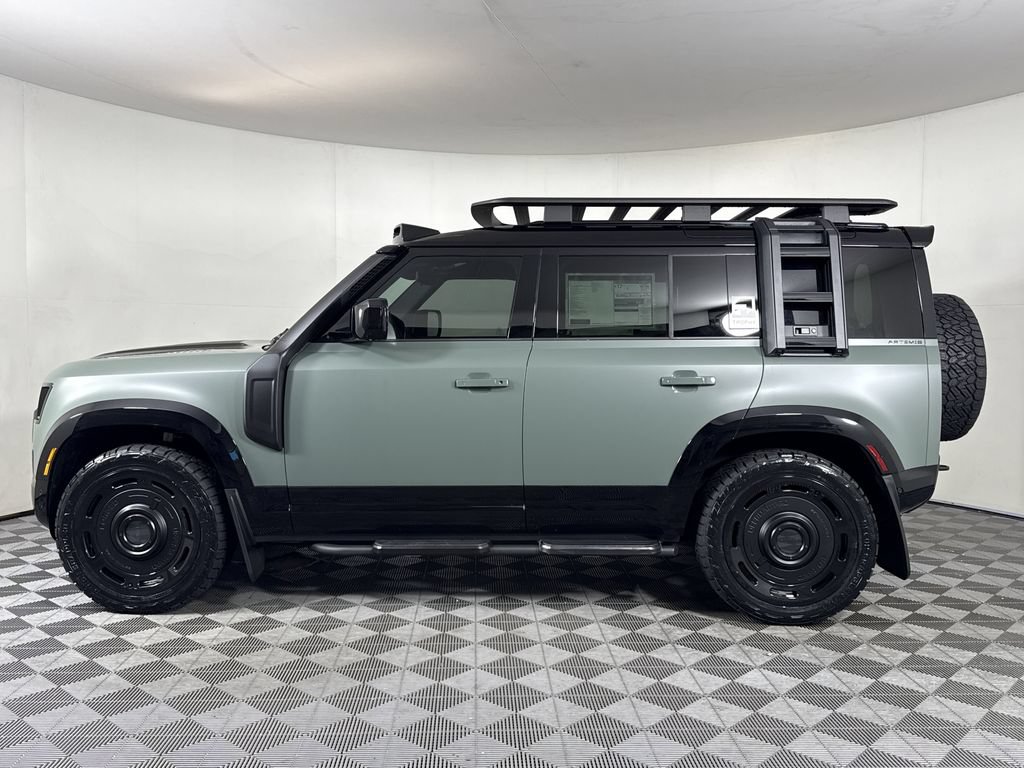 New 2026 Land Rover Defender 110 AWD/4WD image 2