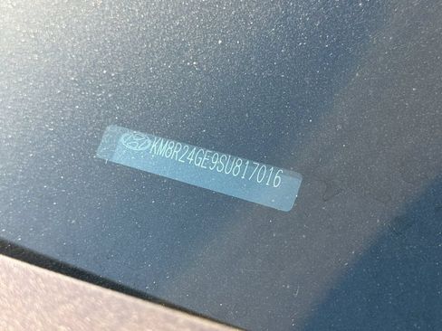 Used 2025 Hyundai Palisade SEL FWD image 2