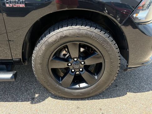 Used 2019 RAM 1500 Express w/ Wheel & Sound Group AWD/4WD image 24