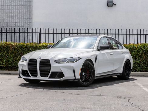 Used 2023 BMW M3 w/ M Carbon Exterior Package RWD image 3