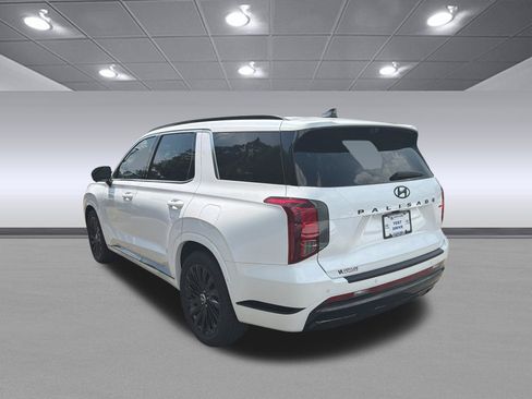 Certified 2025 Hyundai Palisade Calligraphy AWD/4WD image 9