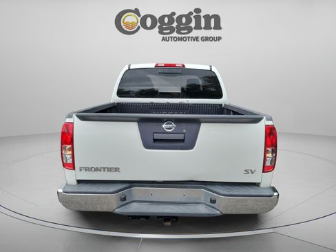 Used 2019 Nissan Frontier SV RWD image 4