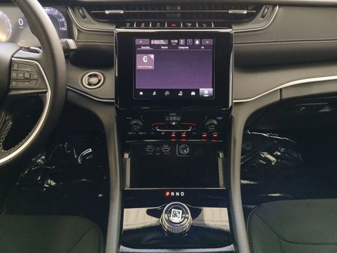 New 2026 Jeep Grand Cherokee Laredo RWD image 3